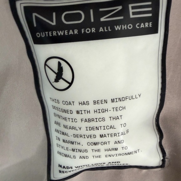 Noize Cream Outerwear - Picture 3 of 7